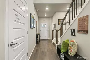 932 121st Ave SE, Lake Stevens, WA 98258 - Photo 5