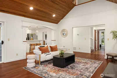 14440 Sunrise Drive NE, Bainbridge Island, WA 98110 - Photo 9