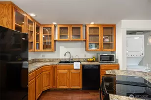 14440 Sunrise Drive NE, Bainbridge Island, WA 98110 - Photo 33