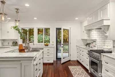 14440 Sunrise Drive NE, Bainbridge Island, WA 98110 - Photo 13