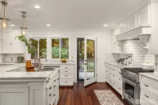 14440 Sunrise Drive NE, Bainbridge Island, WA 98110 - Photo 13