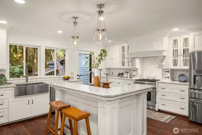 14440 Sunrise Drive NE, Bainbridge Island, WA 98110 - Photo 11