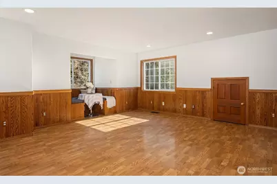 14440 Sunrise Drive NE, Bainbridge Island, WA 98110 - Photo 27