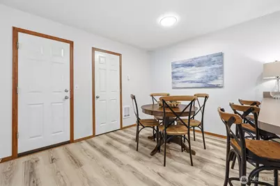 427 Oak Hill Lane, Burlington, WA 98233 - Photo 9