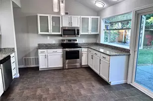 19656 SE 259th St, Covington, WA 98042 - Photo 3