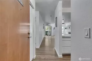 21925 7th Ave S, Des Moines, WA 98198 - Photo 9