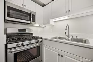 1201 11th St, Bellingham, WA 98225 - Photo 11