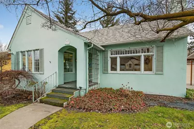 117 N Franklin Avenue, Wenatchee, WA 98801 - Photo 1