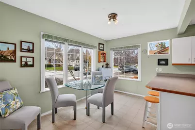 117 N Franklin Avenue, Wenatchee, WA 98801 - Photo 9