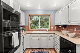 710 Z St SE, Tumwater, WA 98501 - Photo 7