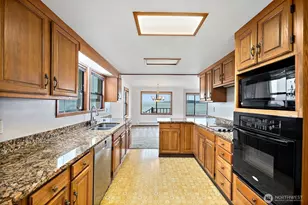 2312 Lafayette St, Steilacoom, WA 98388 - Photo 19