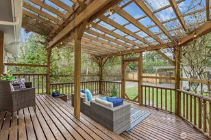 10731 Dayton Ave N, Seattle, WA 98133 - Photo 19