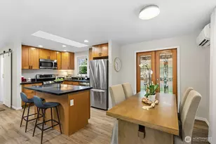 10731 Dayton Ave N, Seattle, WA 98133 - Photo 9