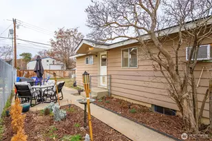 247 NW D St, Ephrata, WA 98823 - Photo 5