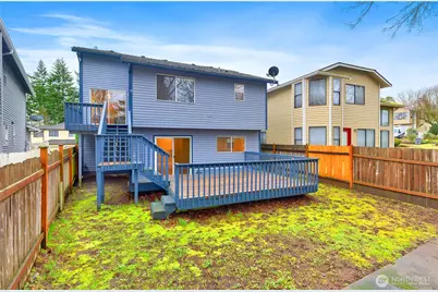 2078 SE 8th Drive, Renton, WA 98055 - Photo 29