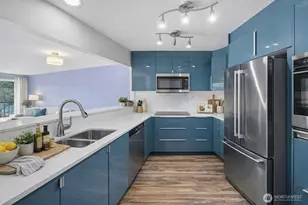 13820 NE 65th St, Redmond, WA 98052 - Photo 3