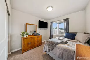 10707 130th St E, Puyallup, WA 98374 - Photo 23