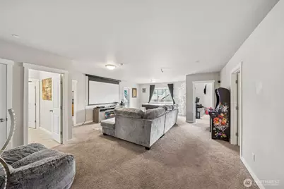 10707 130th Street E, Puyallup, WA 98374 - Photo 21