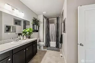 10707 130th St E, Puyallup, WA 98374 - Photo 5