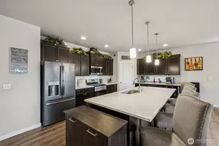 10707 130th St E, Puyallup, WA 98374 - Photo 7