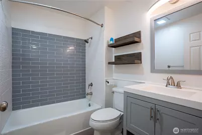 12230 SE 60th Street #34, Bellevue, WA 98006 - Photo 11