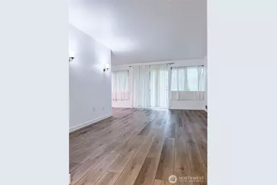 12230 SE 60th Street #34, Bellevue, WA 98006 - Photo 3