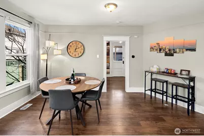 2011 E James Street, Seattle, WA 98122 - Photo 9