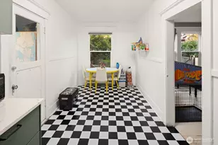 2011 E James St, Seattle, WA 98122 - Photo 25