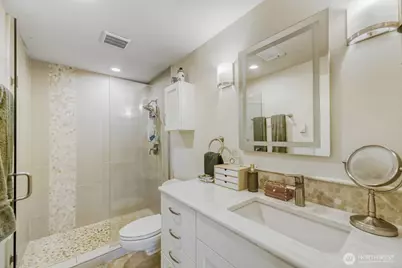 610 Front Street #201, Mukilteo, WA 98275 - Photo 15