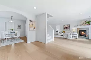 24823 SE 19th St, Sammamish, WA 98075 - Photo 7