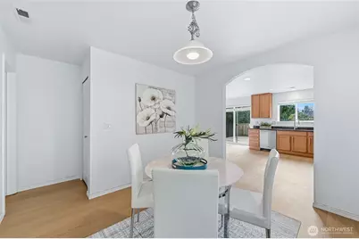 24823 SE 19th Street, Sammamish, WA 98075 - Photo 11