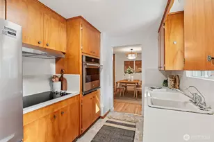 8122 230th St SW, Edmonds, WA 98026 - Photo 13