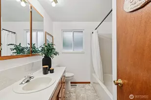 8122 230th St SW, Edmonds, WA 98026 - Photo 23