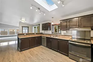 13025 212th Ave Ct E, Bonney Lake, WA 98391 - Photo 9