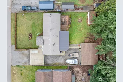 13025 212th Avenue Ct E, Bonney Lake, WA 98391 - Photo 37