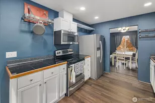 16189 Birkland St SE, Yelm, WA 98597 - Photo 9