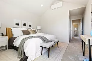 9752 B Holman Road NW, Seattle, WA 98117 - Photo 17