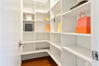 6225 NE 181st Street #101, Kenmore, WA 98028 - Photo 17