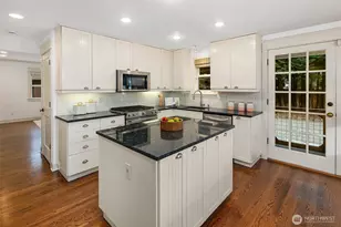 6816 24th Ave NE, Seattle, WA 98115 - Photo 11