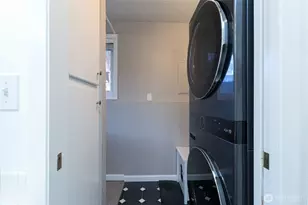 377 SE Highland Park Dr, College Place, WA 99324 - Photo 27