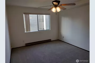 11755 Greenwood Avenue N #203, Seattle, WA 98133 - Photo 13