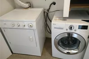 11755 Greenwood Ave N, Seattle, WA 98133 - Photo 17