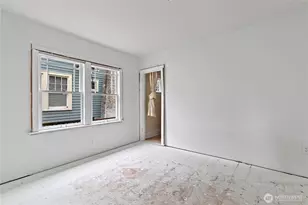 1125 N 77th St, Seattle, WA 98103 - Photo 13