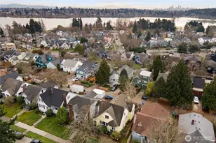 1125 N 77th St, Seattle, WA 98103 - Photo 35