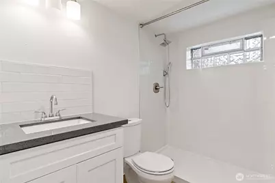 1125 N 77th Street, Seattle, WA 98103 - Photo 27