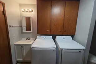 22221 45th Ave SE, Bothell, WA 98021 - Photo 13