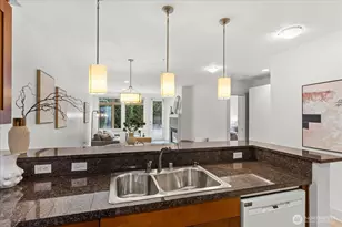 51 Pine St, Edmonds, WA 98020 - Photo 11