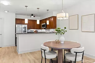 51 Pine St, Edmonds, WA 98020 - Photo 13