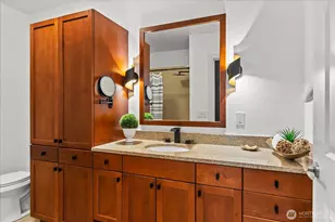 51 Pine St, Edmonds, WA 98020 - Photo 19