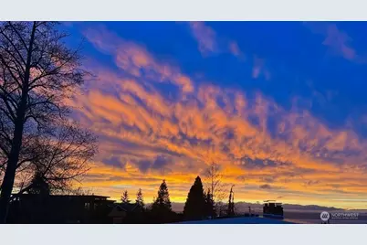 816 Walnut Street, Edmonds, WA 98020 - Photo 1